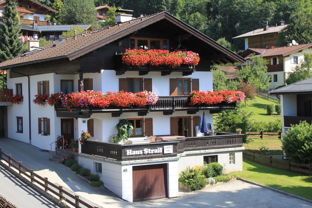 Haus Straif Apartment Brixen im Thale Exterior foto